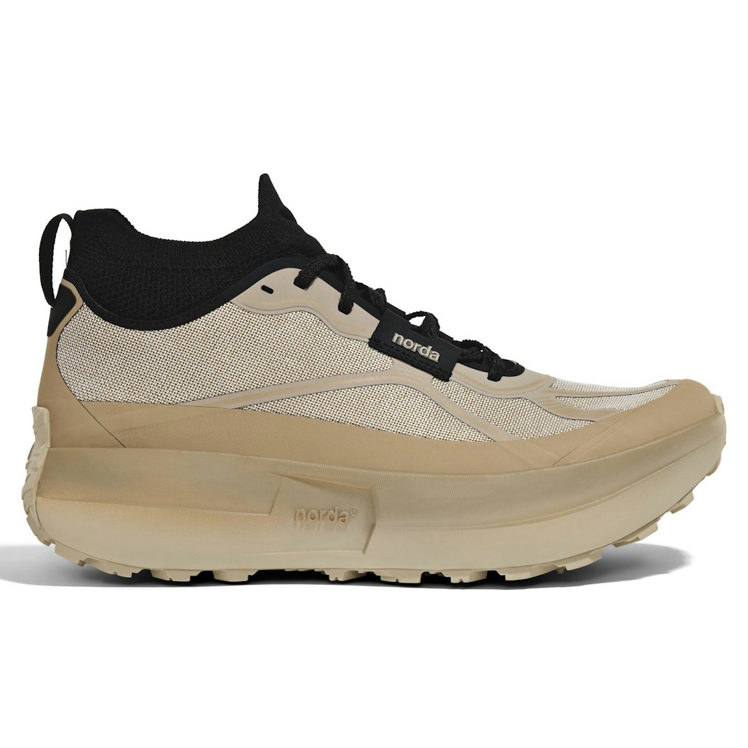 1001002_Norda_055_Trail_Sneaker_Strato_01