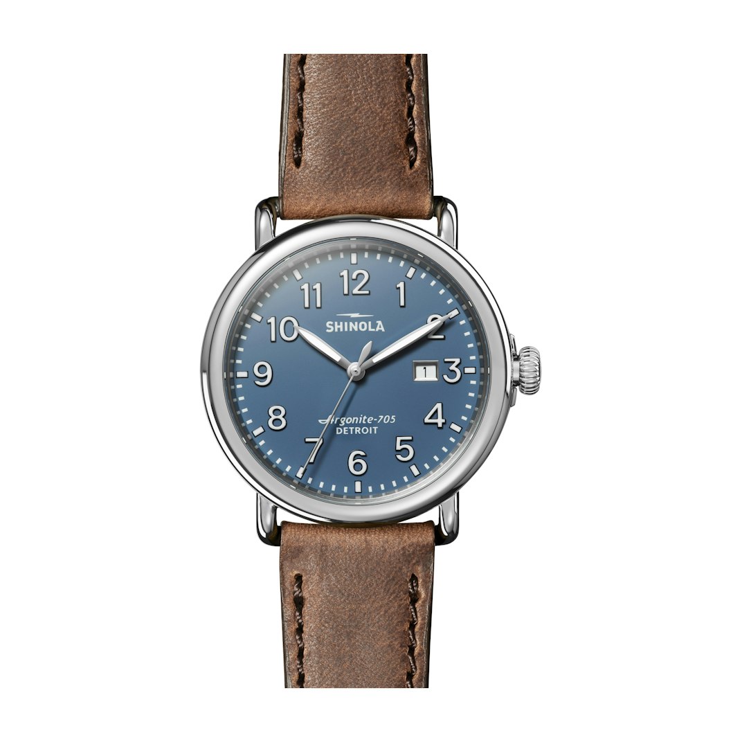 7Gw56TRHpq_shinola_the_runwell_quartz_dress-watches_0_original