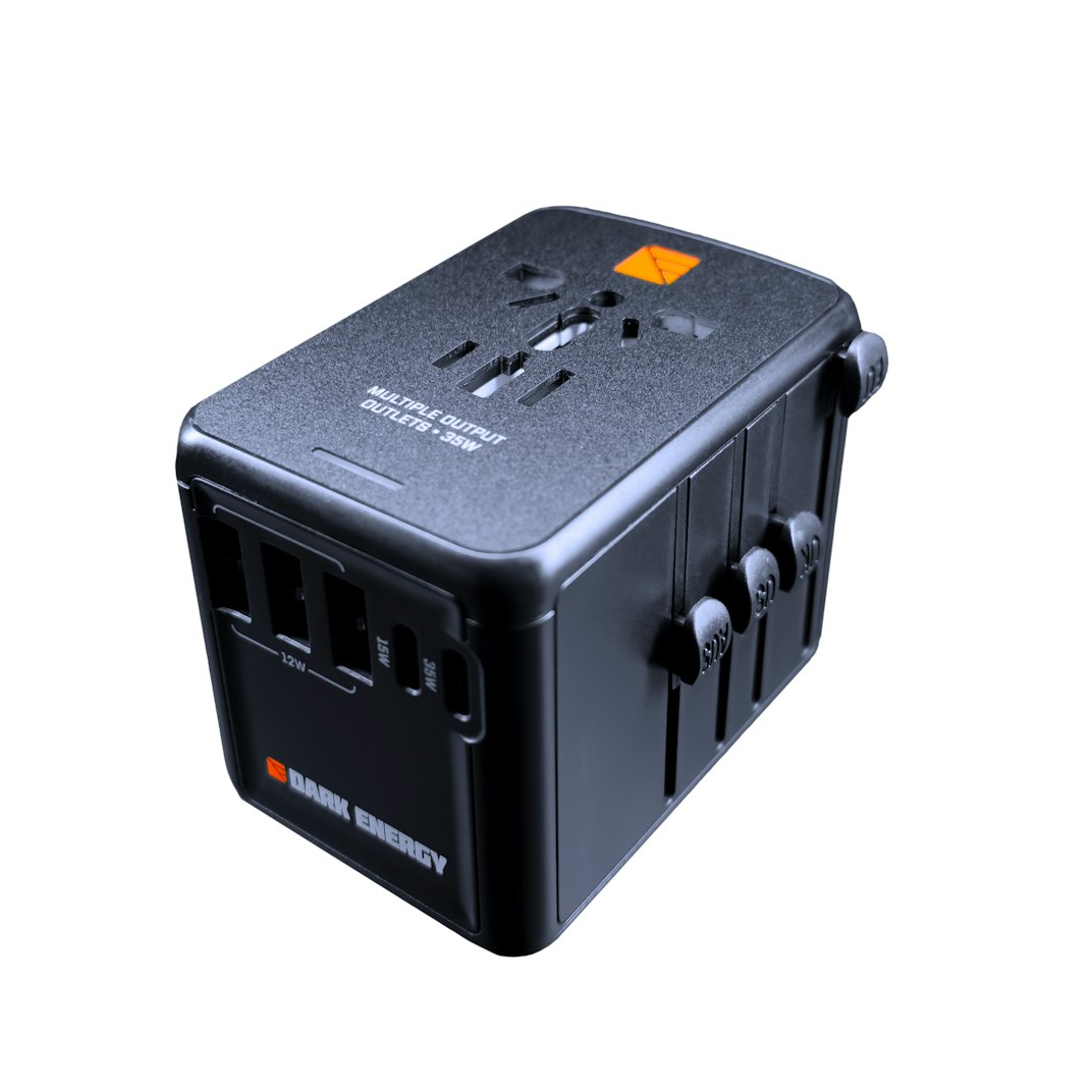 87886_Dark_Energy_PD-enabled_35W_International_AC_adapter_Black_01