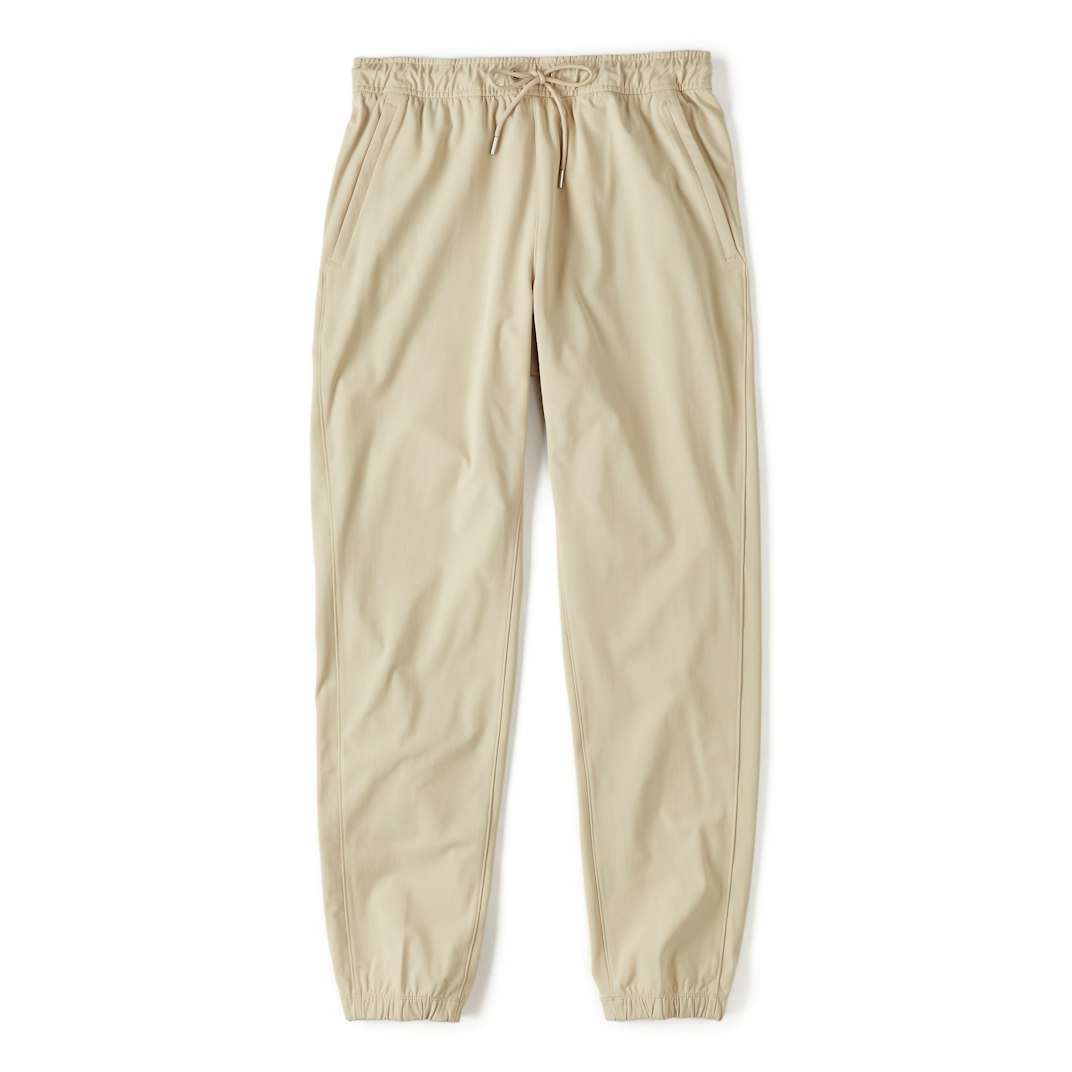 88355_Reigning_Champ_Coachs_Classic_Jogger_Desert_Lifestyle_01
