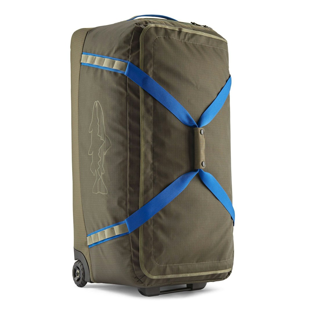 89546_Patagonia_Black_Hole_Wheeled_Duffel_-_100L_Basin_Green_01_Product_on_White