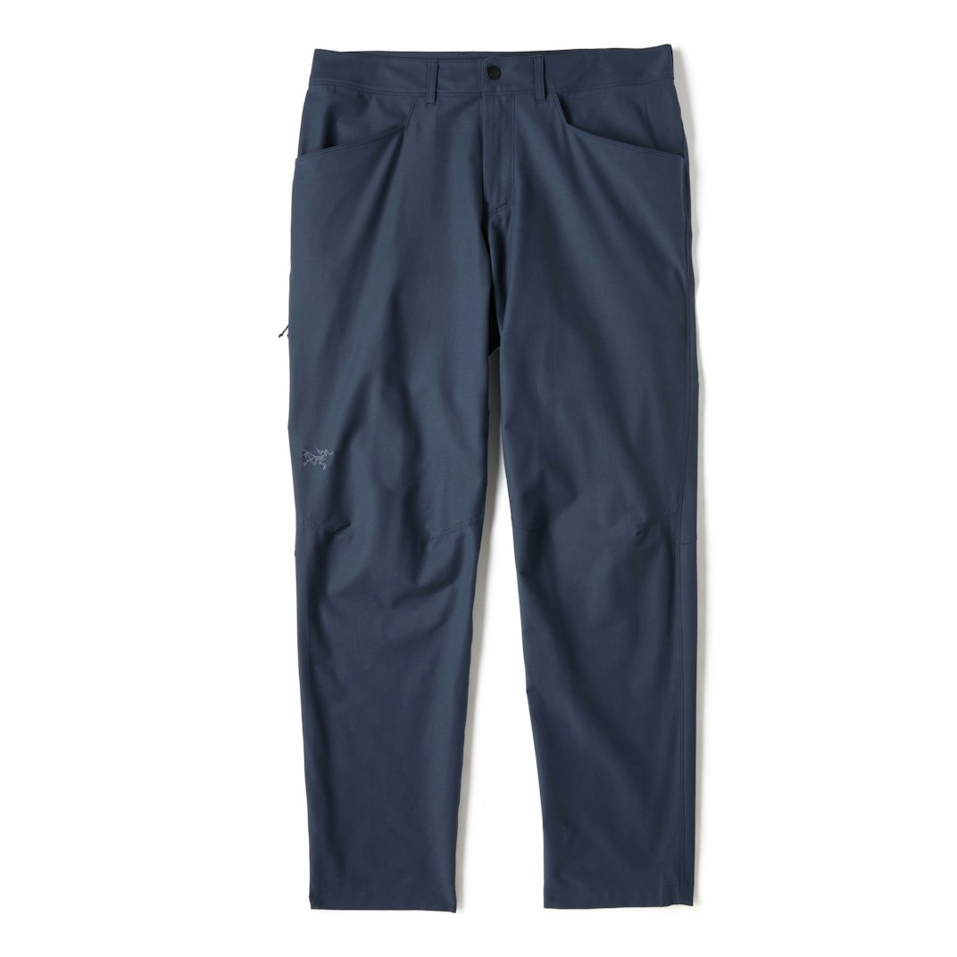 92130_Arcteryx_Kragg_Cotton_Pant_Black_Sapphire_01_Product_on_White