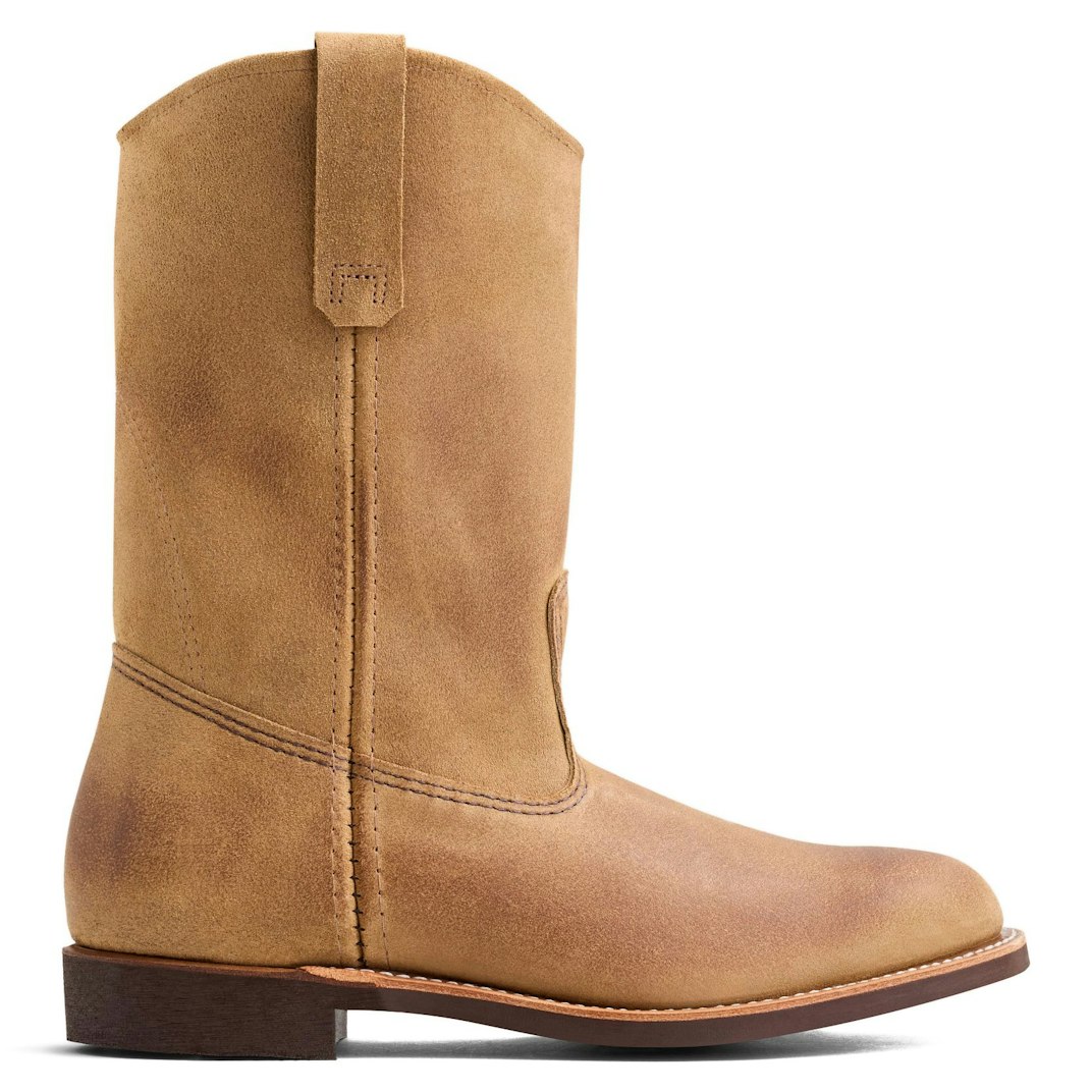92703_Red_Wing_Heritage_11-Inch_Pecos_Hawthorne_Muleskinner_01_Product_on_White