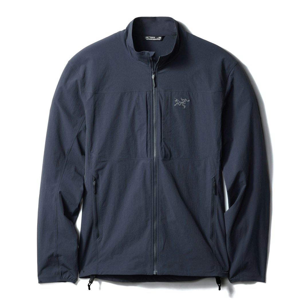 93692_Arcteryx_Gamma_Jacket_Black_Sapphire_01