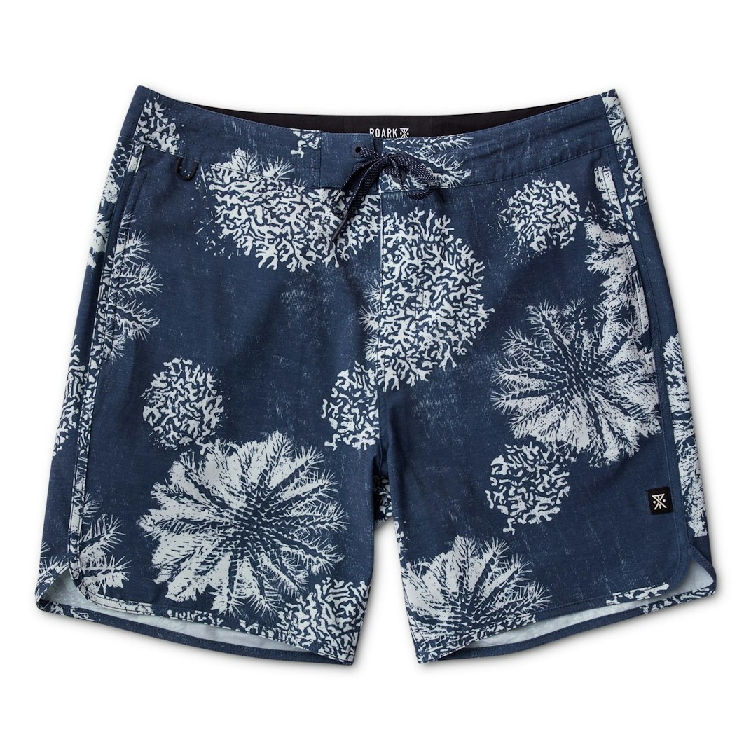 95122_Roark_Chiller_Scallop_Navy_01_Product_on_White