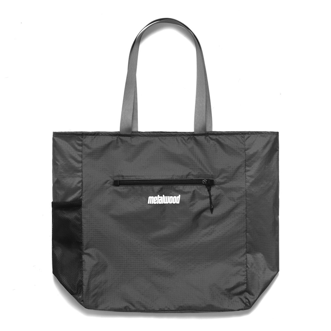 96328_Metalwood_Pocketable_Tote_Black_01_Product_on_White