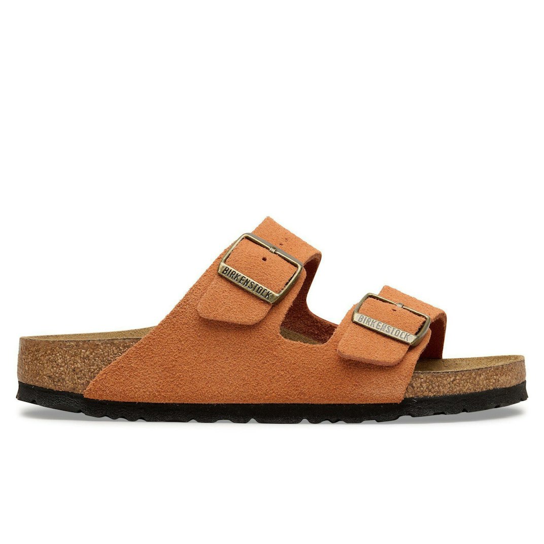 96755_Birkenstock_Arizona_Soft_Footbed_Sandal_Dark_Rust_Suede_01_Product_on_White