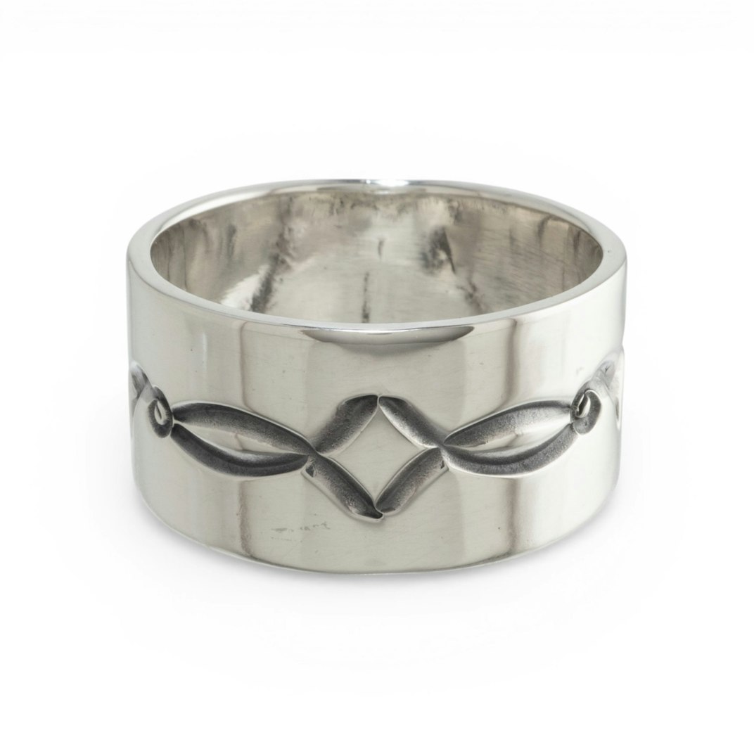 99186_Northworks_Stamp_Ring_Silver_01_Product_on_White