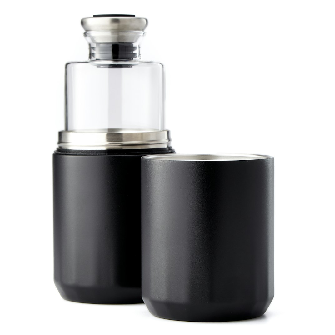 OsuwD3zCfj_aged-ore_travel_decanter_0_original